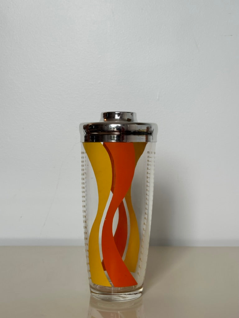 1970s Orange and Yellow Swirl pattern cocktail shaker 24 oz