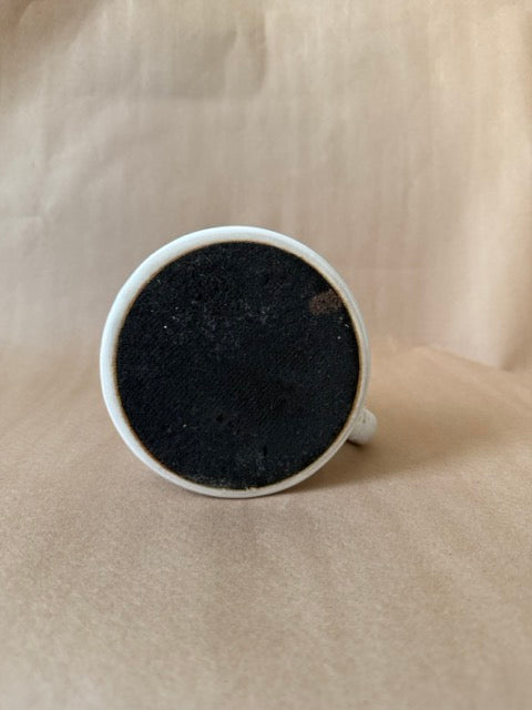 Captain mug, non-slip base