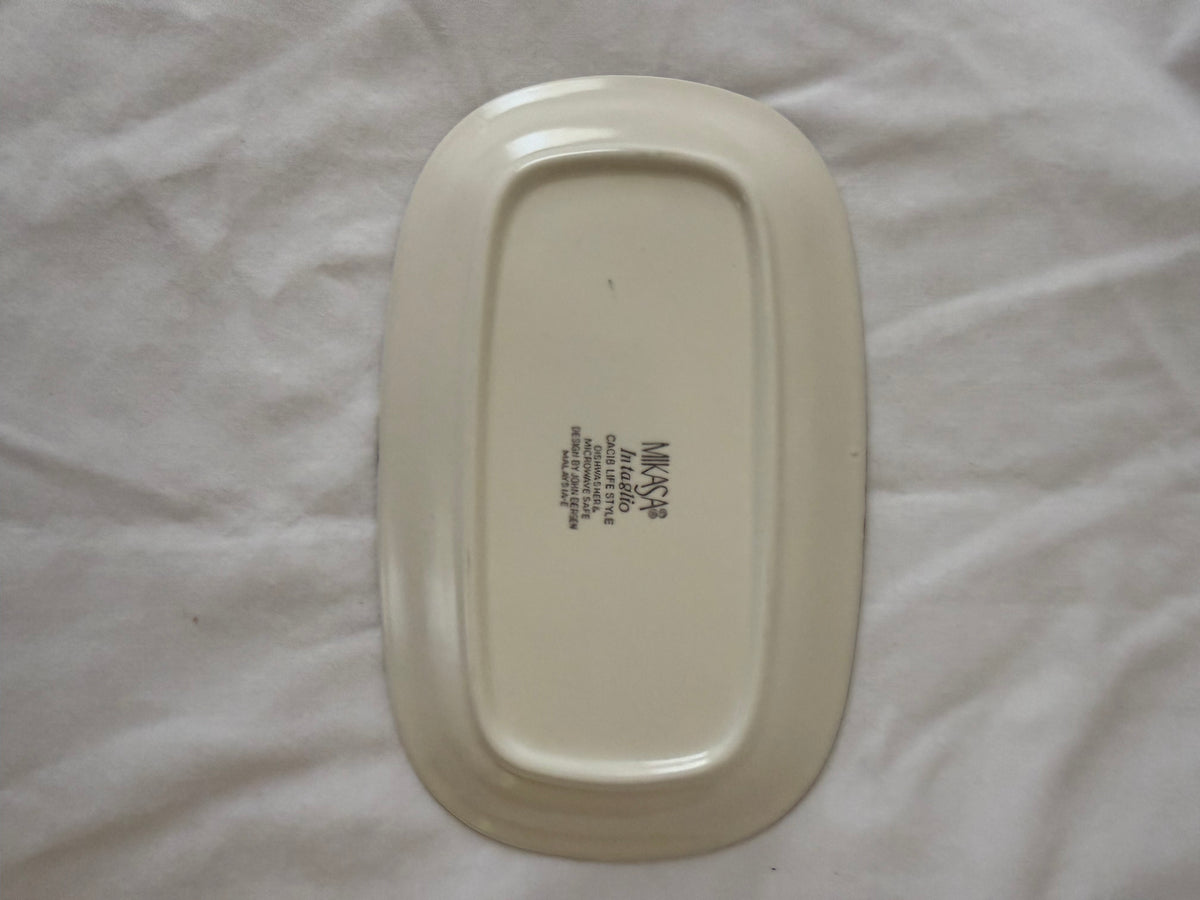 Mikasa Intaglio backstamp on tray underside