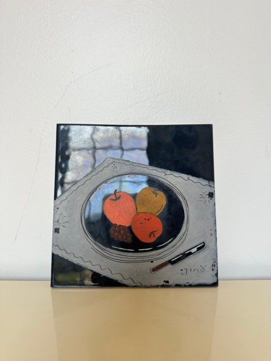 Mid Century Jiro Tile with Fruit Display