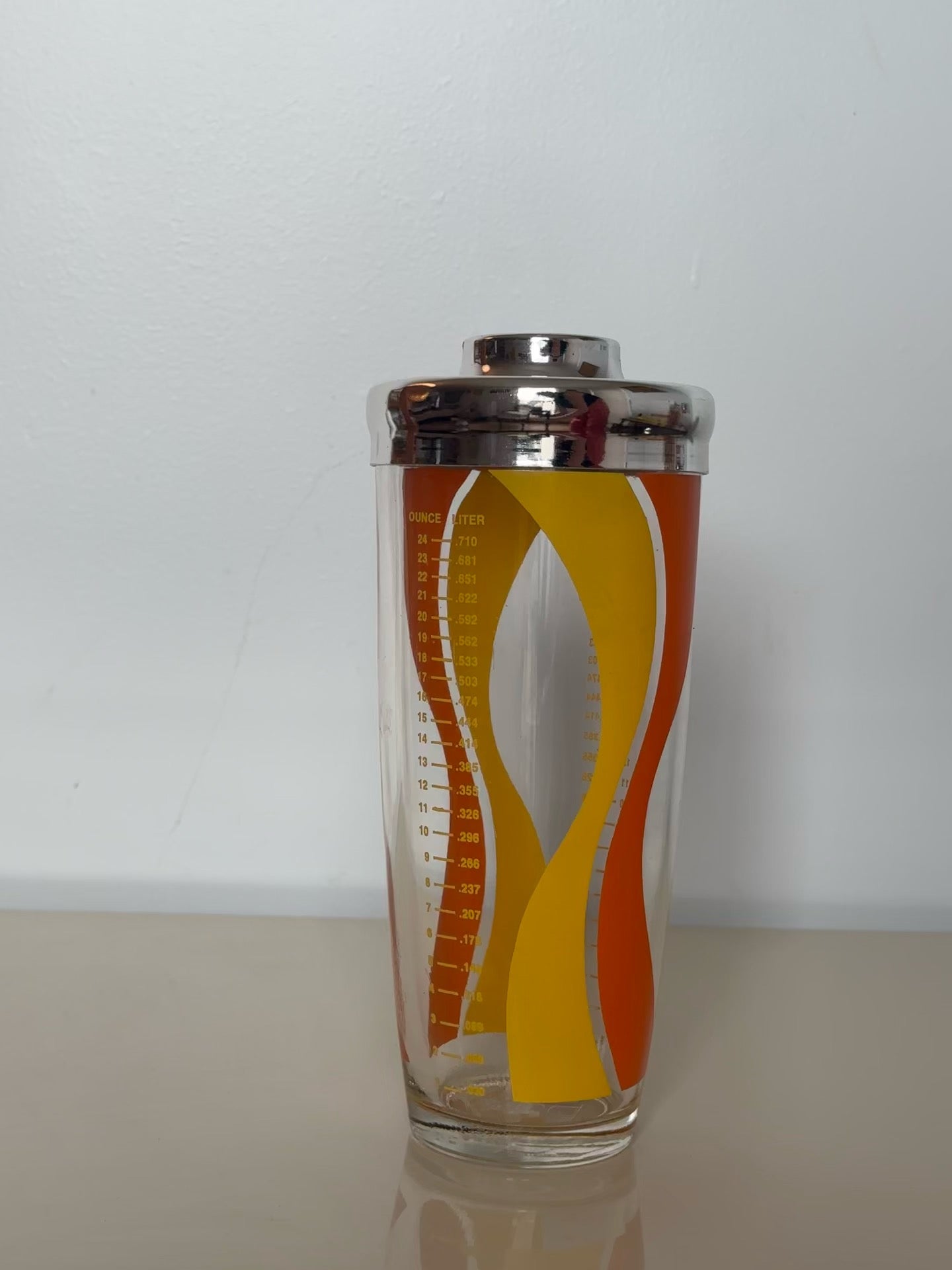 1970s Orange and Yellow Swirl pattern cocktail shaker 24 oz