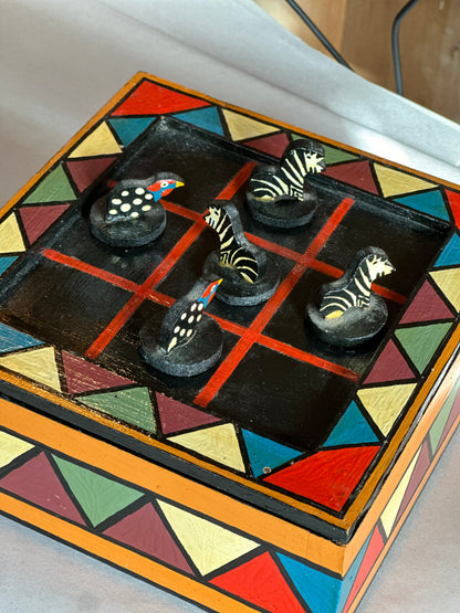 Vintage Game that plays like Tic Tac Toe