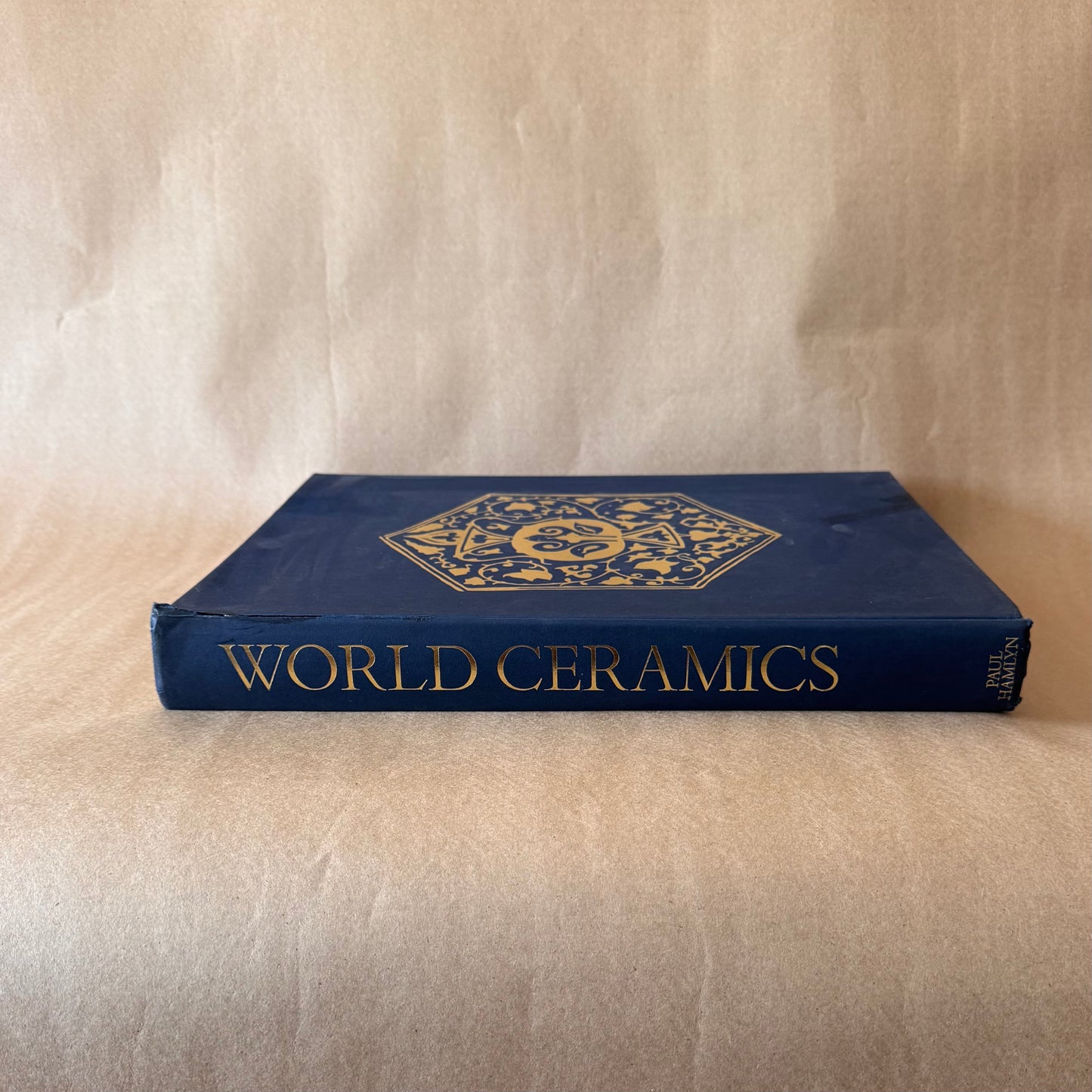 World Ceramics: An Illustrated History — Paul Hamlyn, 1968