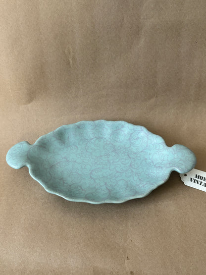 Celadon Leaf-Form Dish