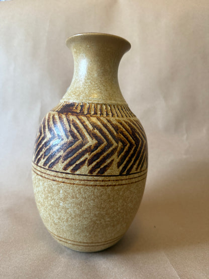 Studio Pottery Vase, Stunning Glaze Pattern