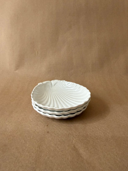 Nantucket Porcelain Shell Dishes- Set of 3