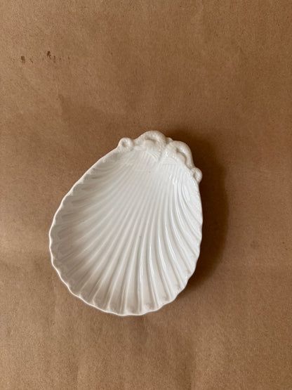 Nantucket Porcelain Shell Dishes- Set of 3