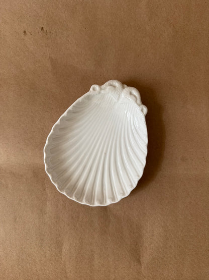 Nantucket Porcelain Shell Dishes- Set of 3