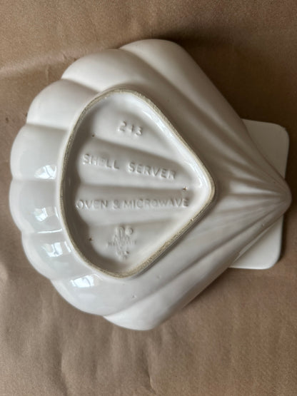 White Ceramic Shell Server
