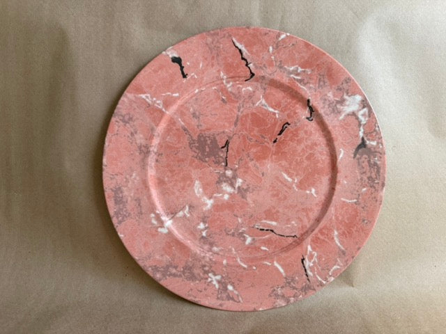 Villeroy and Boch charger plate in pink and grey marble pattern