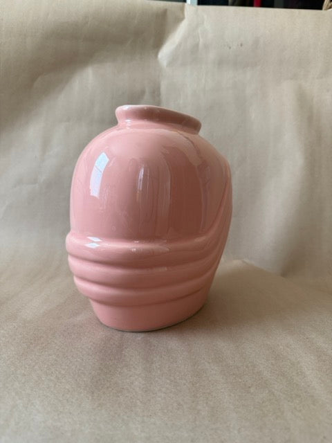 Pink deco vase, back