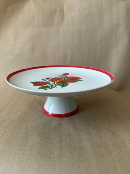 Cake stand, side view