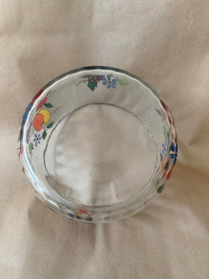 Fruit bowl, interior and gold rim