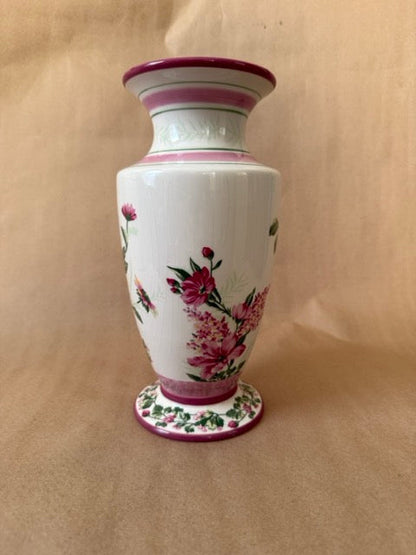Laura Ashley vase, further view
