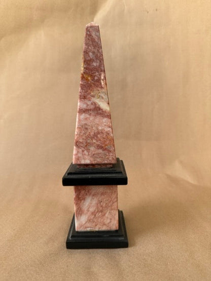 Marble obelisk, veining detail