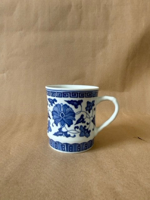 Blue and white lotus porcelain mug