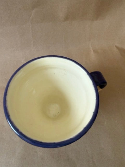 Mug interior