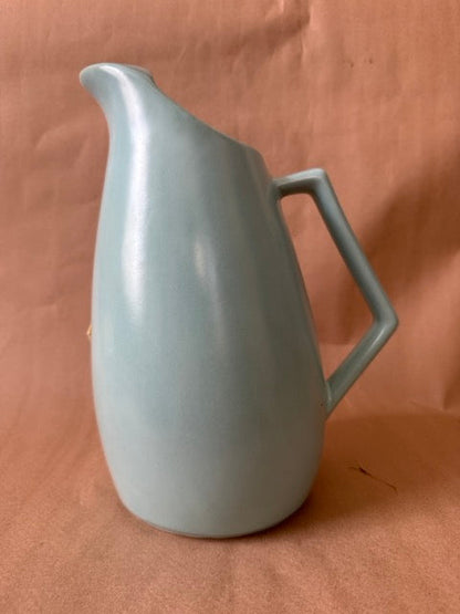 Aqua pitcher, profile
