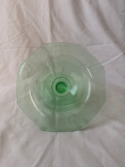 Compote underside, second angle