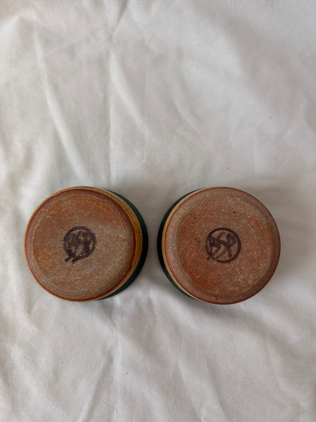Potter's monogram on bases