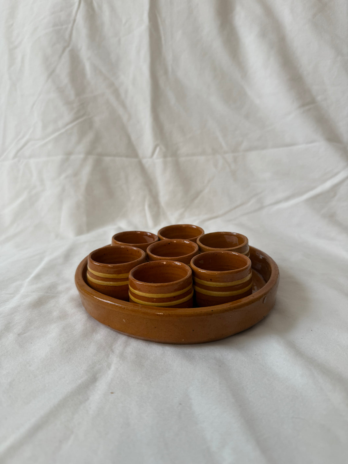 Stoneware condiment set, side view