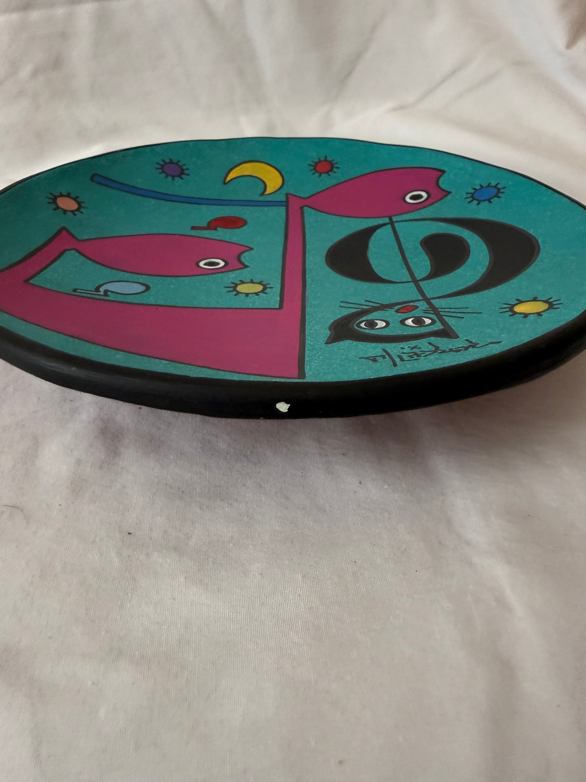 Painted plate, angled