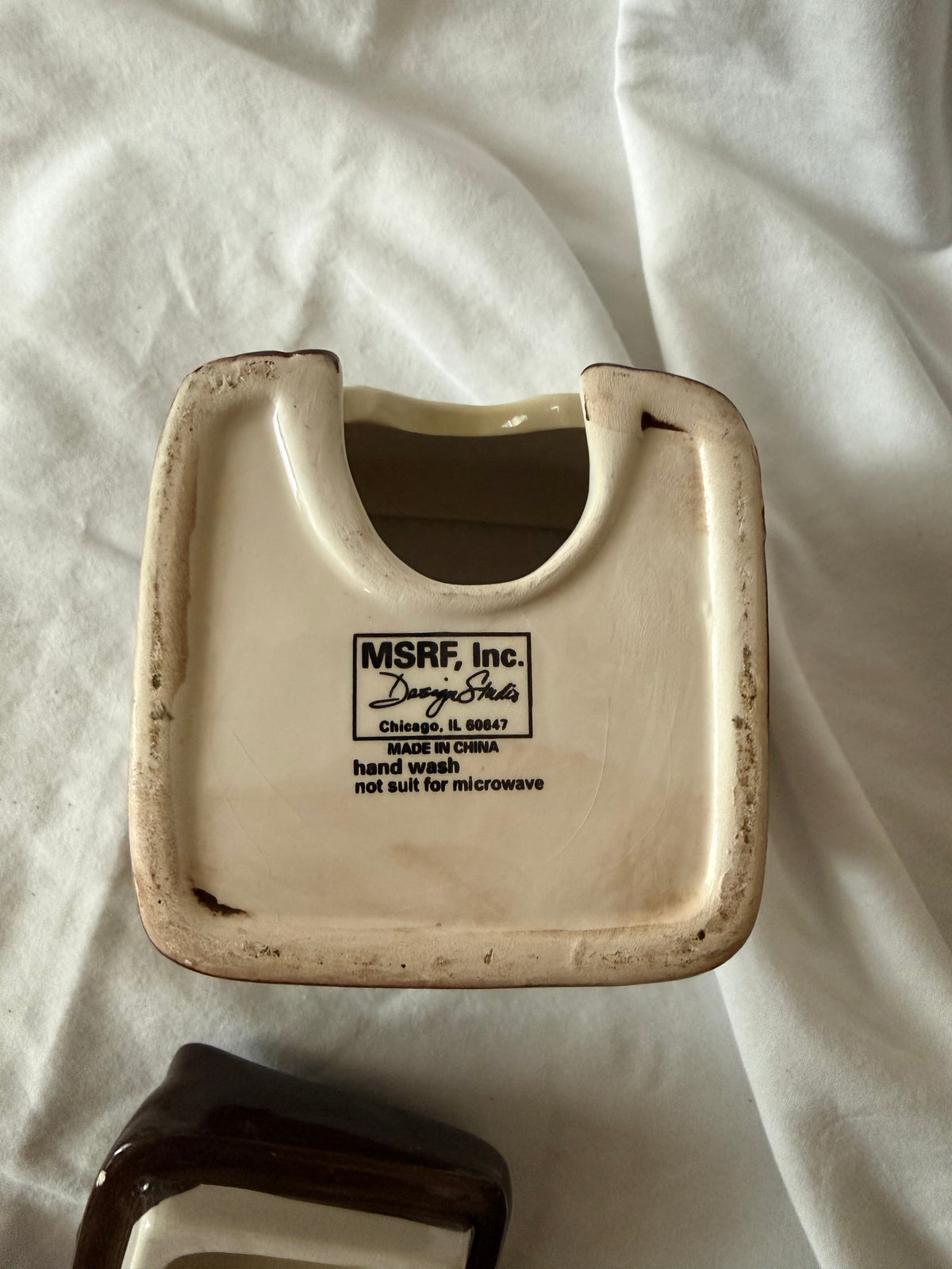 Brown Owl Container/Dispenser  with Lid