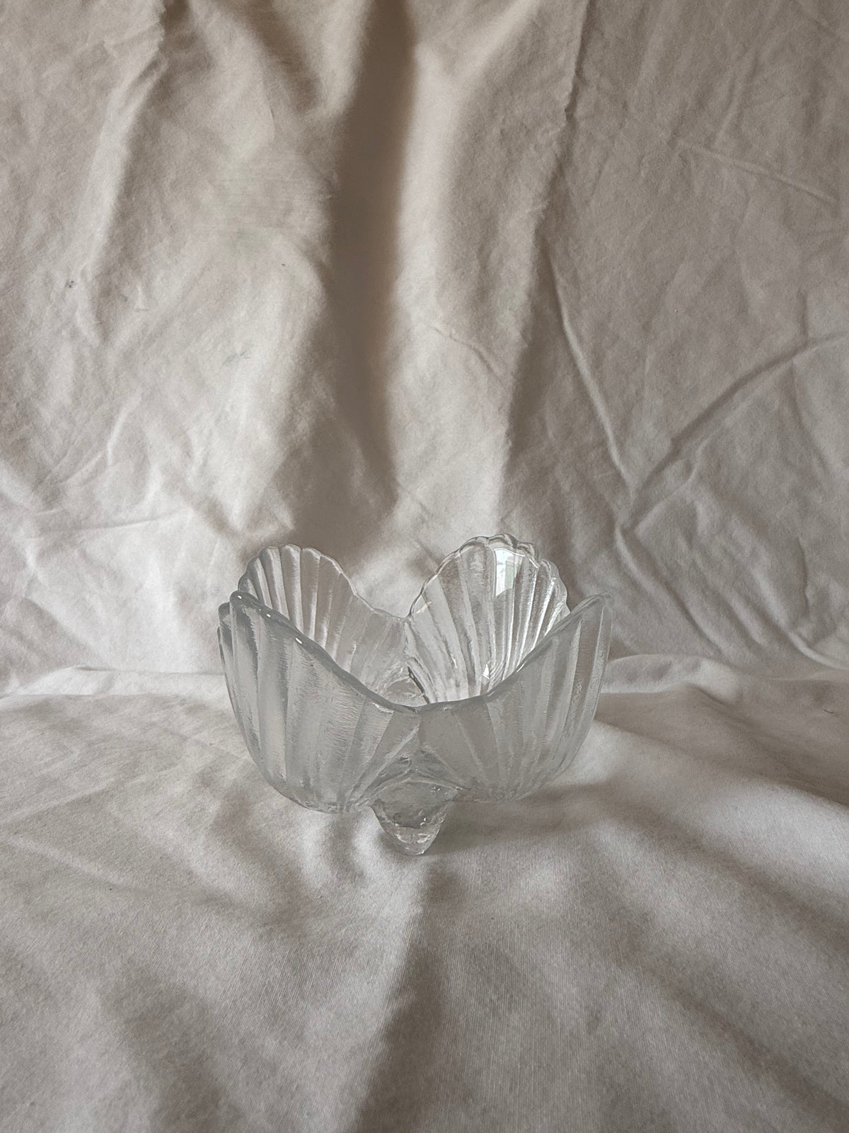 Viking glass shell footed bowl