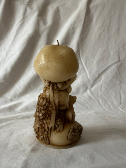 Hallmark figural candle of a girl in a bonnet with a cat, view 4