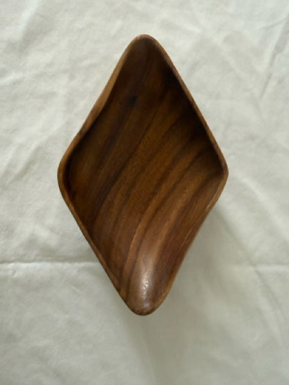 Monkeypod wood diamond dish from above