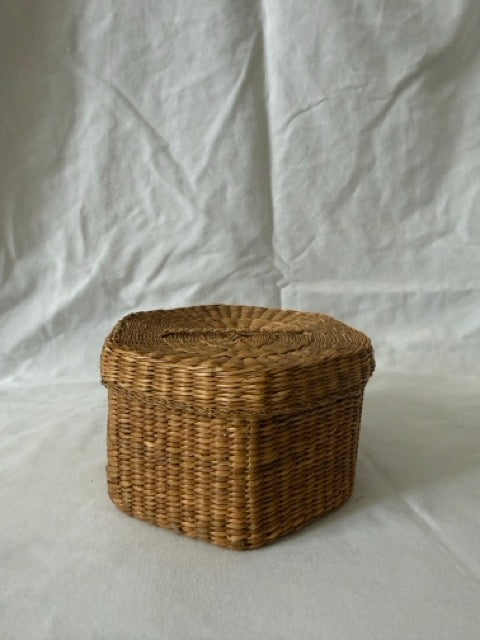 Woven Grass Lidded Basket, Tall Hexagon